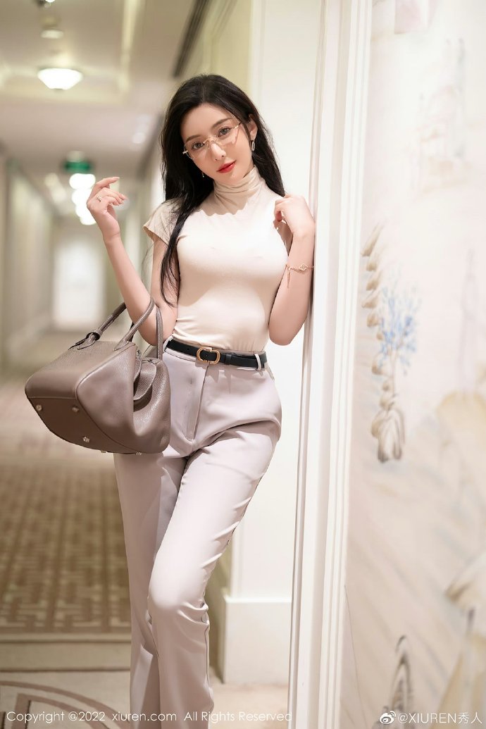热辣滚烫 封面